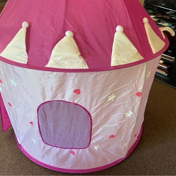 Princess Playhouse by Pockos UV protection for playtime and beach dressing room. - Picture 13 of 13